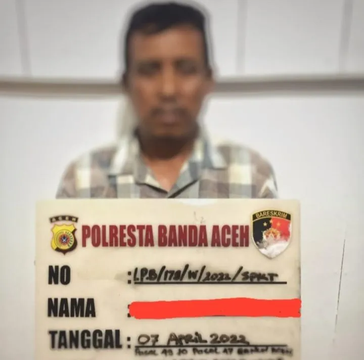 AK ayah kandung korban diamankan oleh Satreskrim Polresta Banda Aceh.(Ist).