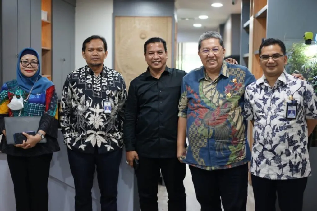 HRD foto bersama dengan sejumlah pejabat eselon 1 dan 2 Kementerian Perhubungan di Gedung Karsa Kementerian Perhubungan, Jumat 13/1/2023