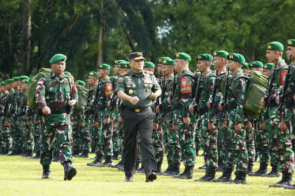 Pangdam IM Mayjend TNI Niko Fahrizal, M. Tr. (Han) menyambut kepulangan 555 personel Satgas Pengamanan Wilayah Obyek Vital Nasional (Pamwil Obvitnas) PT. Freeport Indonesia Yonif 116/Garda Samudera.
