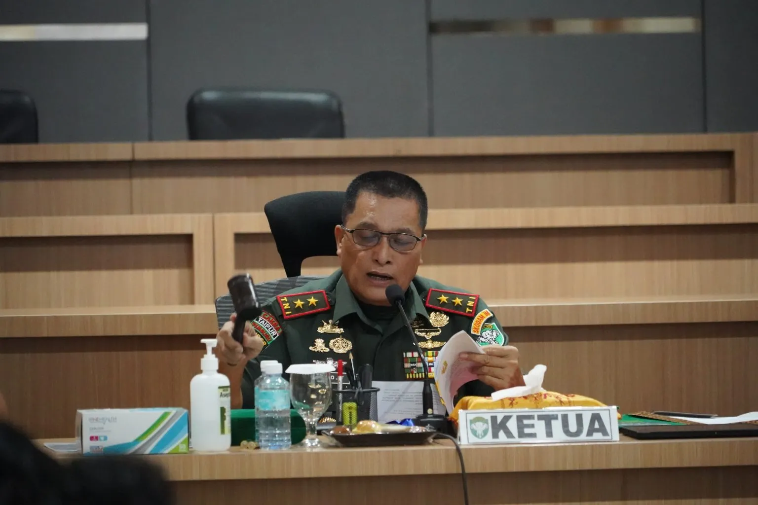 Pangdam IM Mayor Jenderal TNI Niko Fahrizal, M.Tr.(Han)., memimpin langsung Sidang Pantukhir dalam rangka pemilihan Calon Tamtama PKTNI AD Gelombang II Tahun Anggaran 2025.