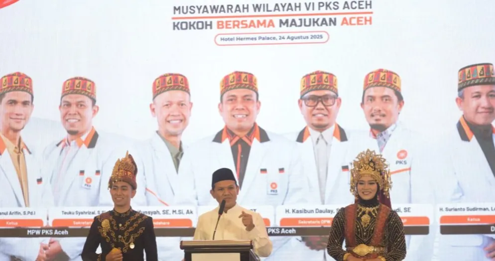 Wakil Gubernur Aceh, Fadhlullah, SE, saat memberikan sambutan pada Musyawarah Wilayah ke-VI PKS Aceh, di Hotel Hermes Palace, Banda Aceh.[Ist]