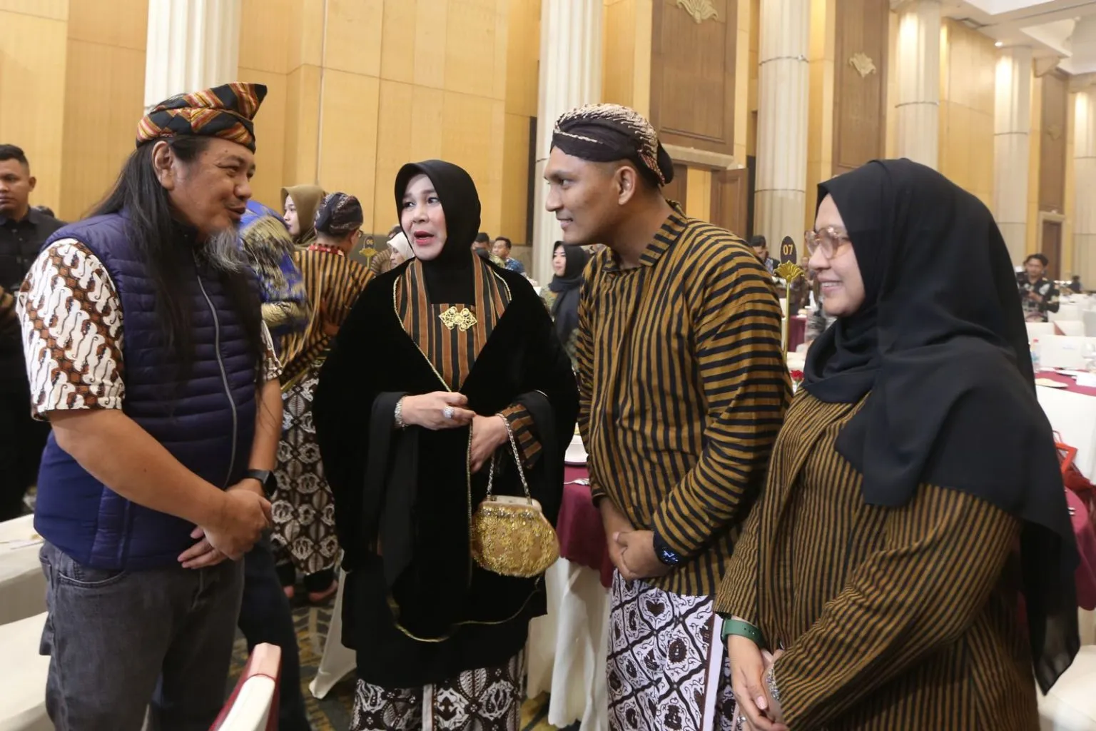 Wali Kota dan Wakil Walikota Banda Aceh hadiri malam penyambutan peserta Rakernas XI Jaringan Kota JKPI di Ballroom Hotel Tentrem, Kota Yogyakarta. [Ist]