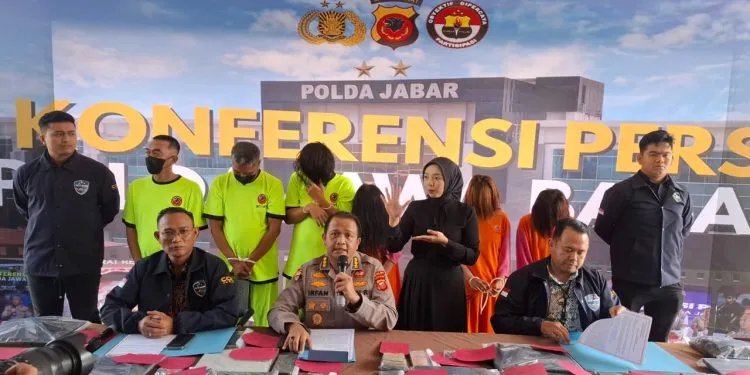 Plh Kabid Humas Polda Jabar, Kombes Pol Irfan N, S.I.K dalan jumpa pers.[Ist]