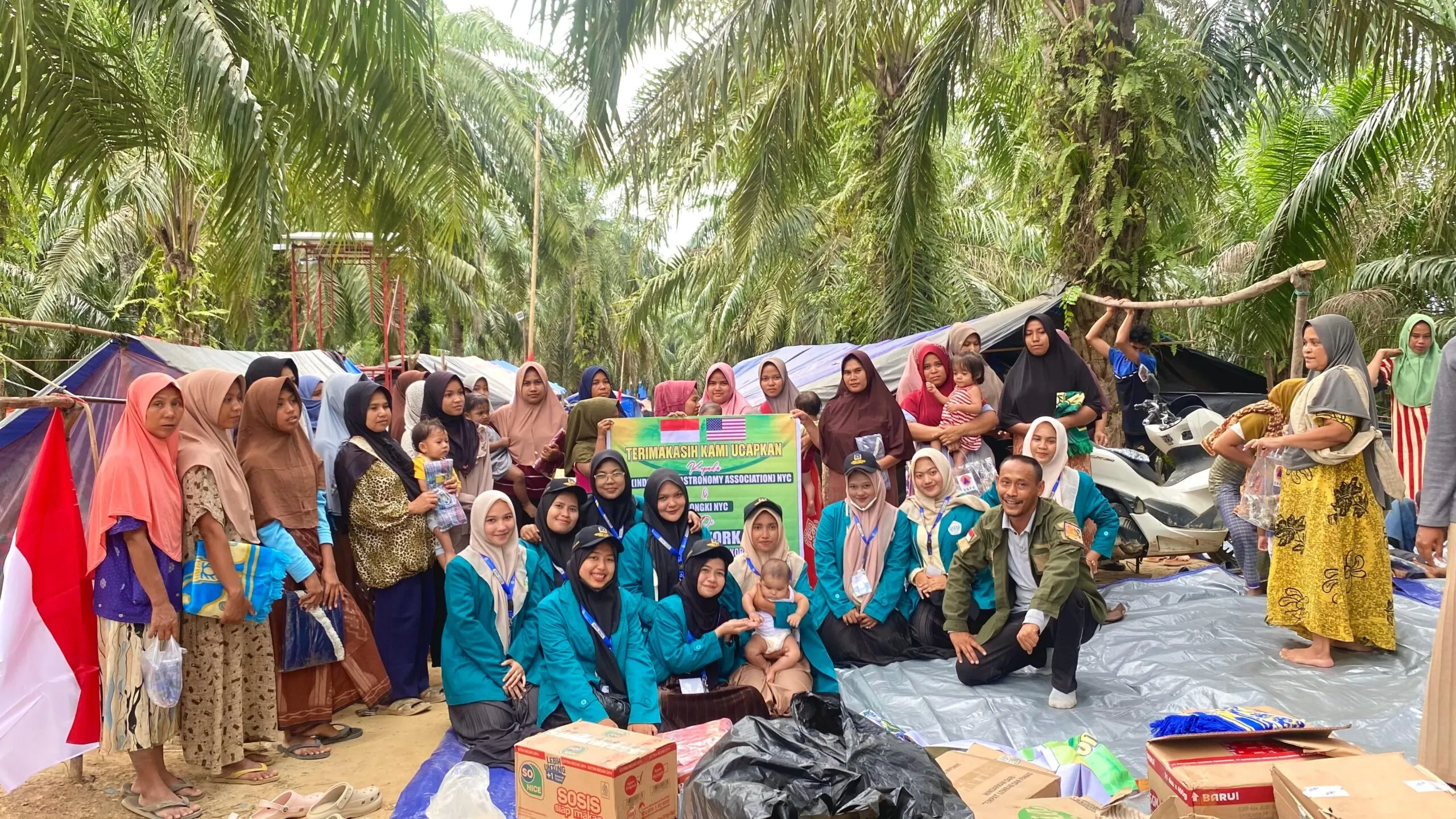 Relawan Pulihkan Trauma, Kembalikan Senyuman Anak-Anak Korban Banjir Bandang di Bukit Abi